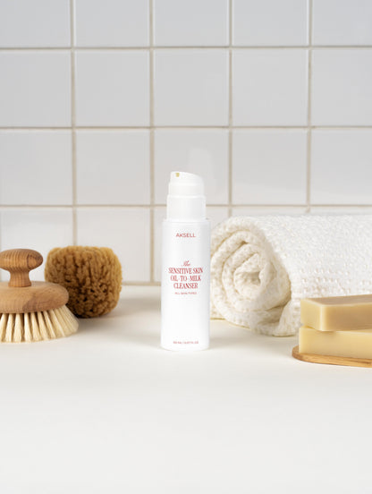 Sensitive Skin Oil-To-Milk Cleanser Pink Edition